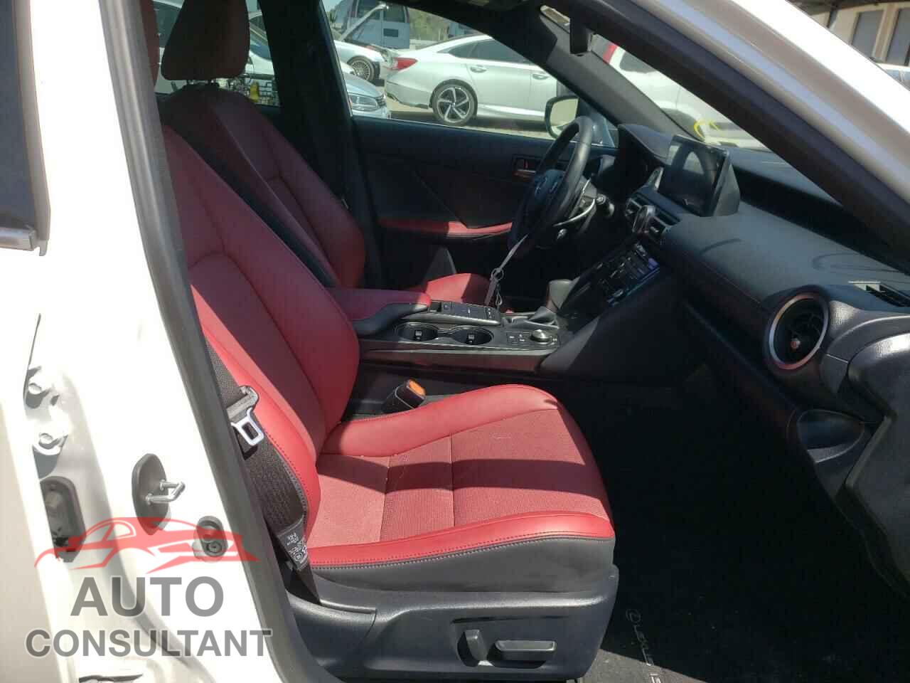 LEXUS IS 2021 - JTHCA1D27M5116606