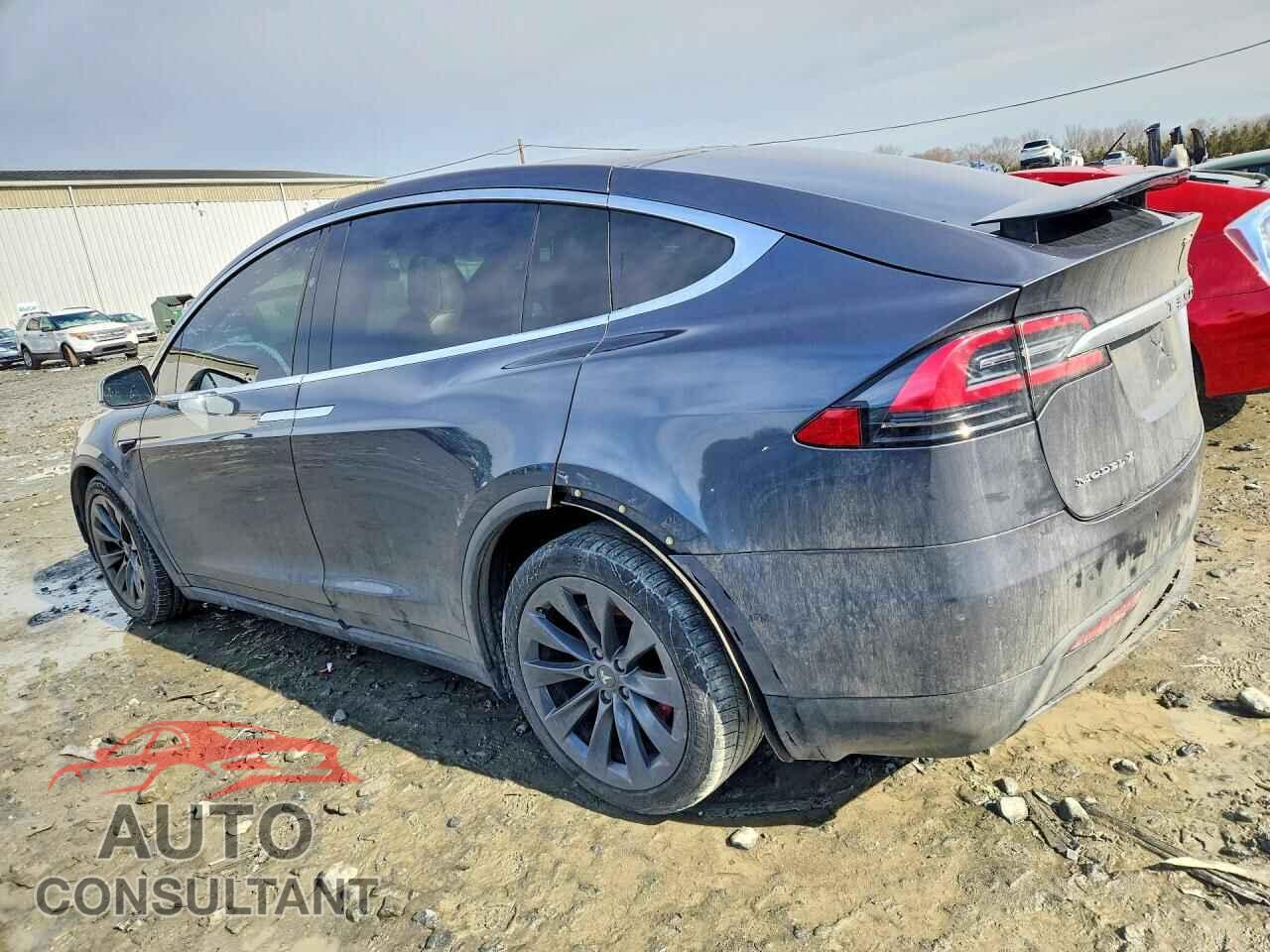 TESLA MODEL X 2017 - 5YJXCBE43HF076001