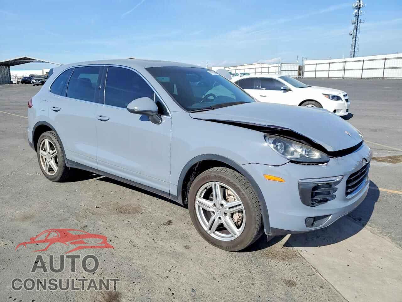 PORSCHE CAYENNE 2015 - WP1AB2A23FLA56353