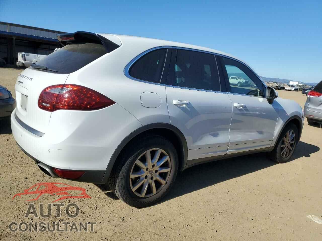 PORSCHE CAYENNE 2013 - WP1AA2A29DLA01034