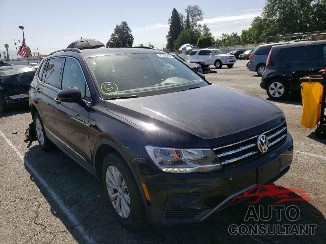 VOLKSWAGEN TIGUAN 2018 - 3VV3B7AX3JM084746