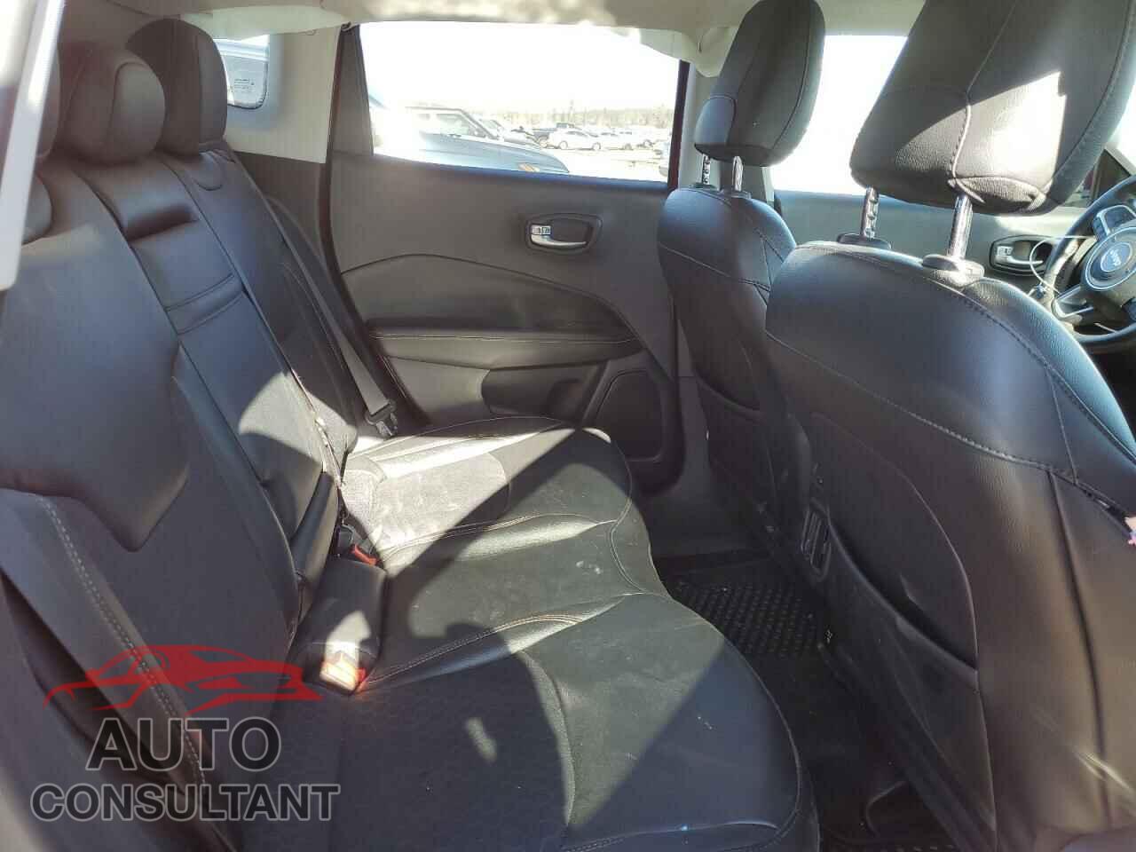 JEEP COMPASS 2019 - 3C4NJDBB1KT755172