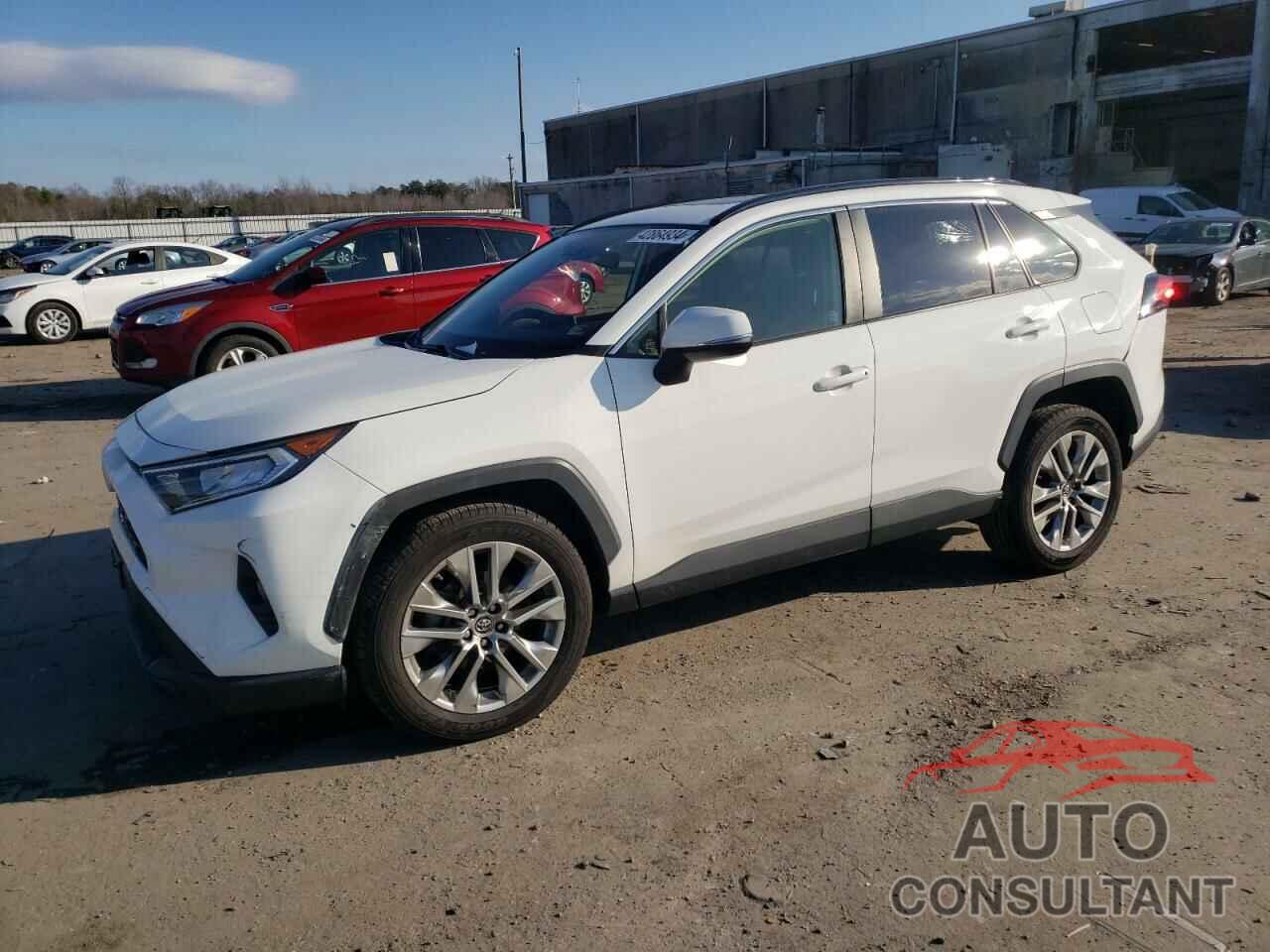 TOYOTA RAV4 2019 - JTMC1RFV1KD002546