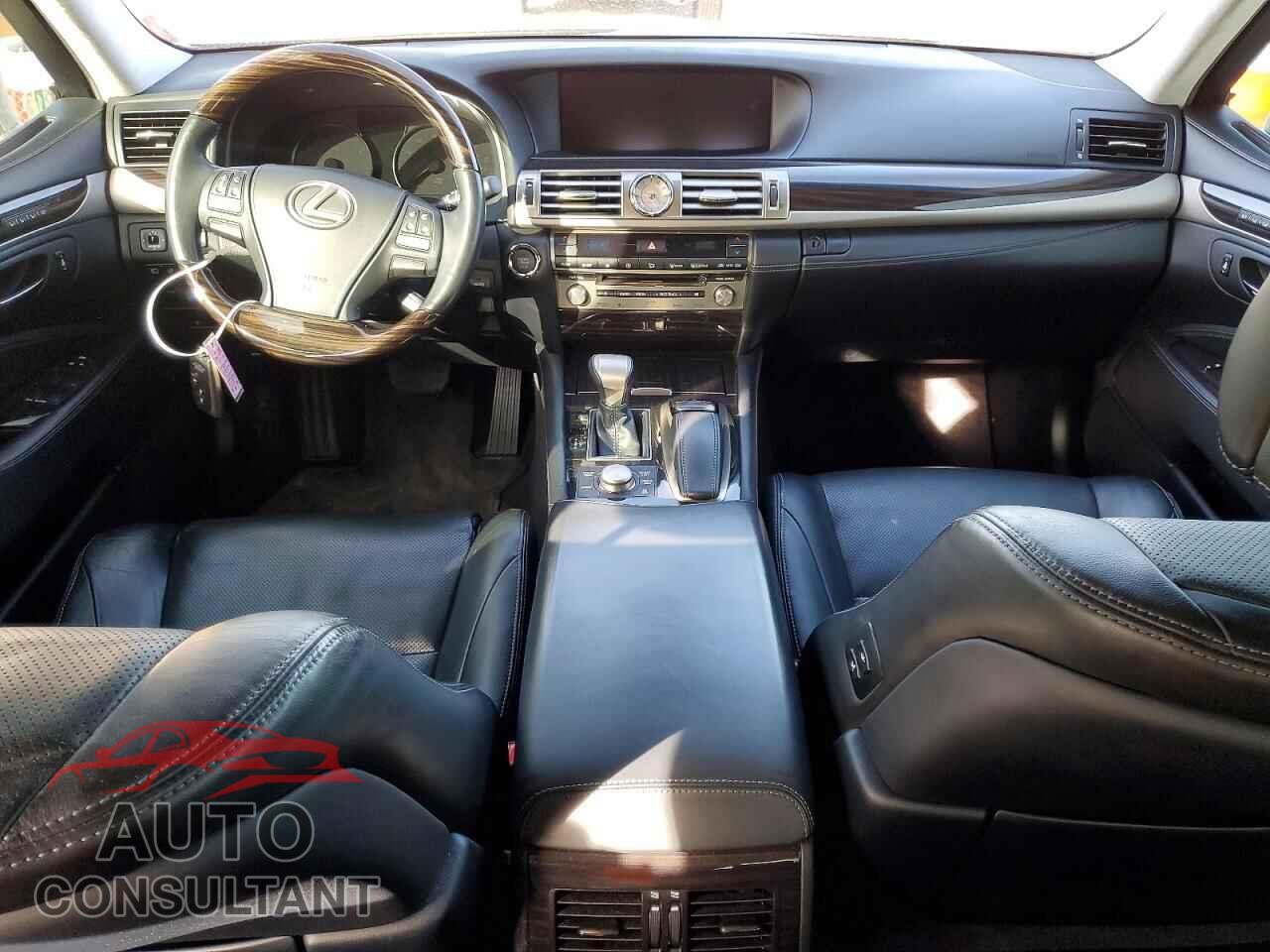 LEXUS LS500 2013 - JTHCL1EF5D5015530