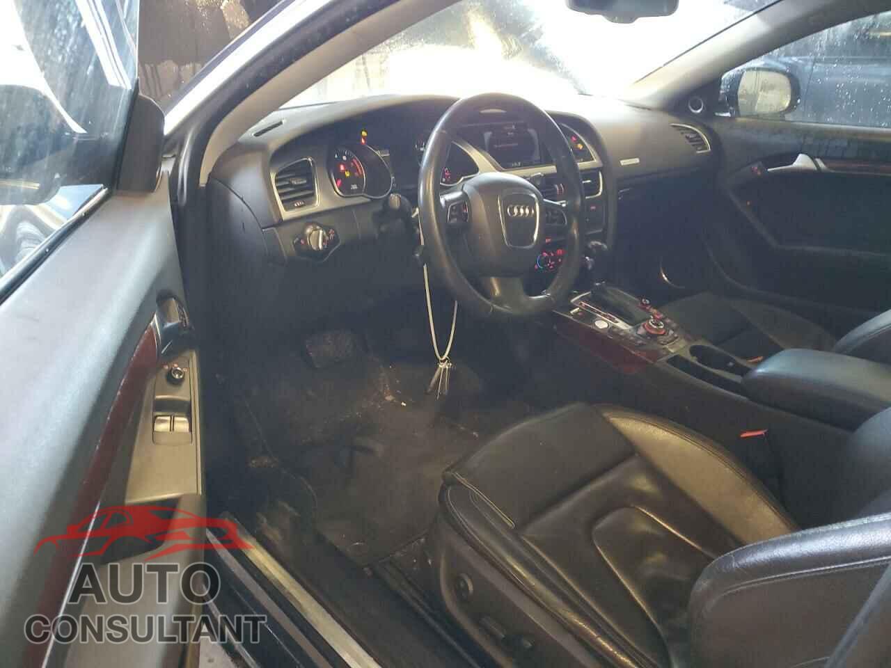 AUDI A5 2012 - WAULFAFR8CA037073