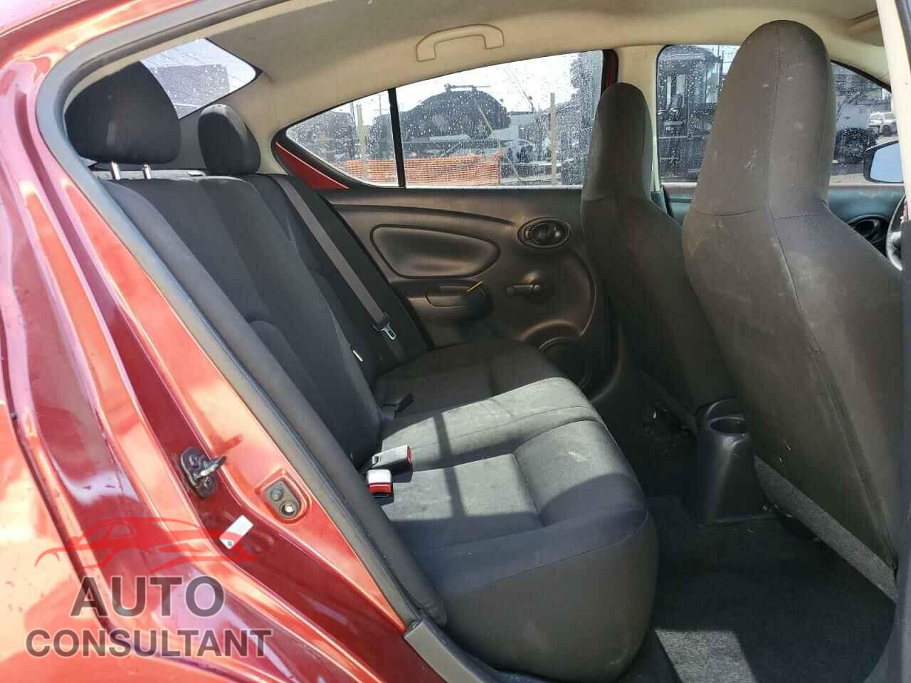NISSAN VERSA 2017 - 3N1CN7AP3HL853285