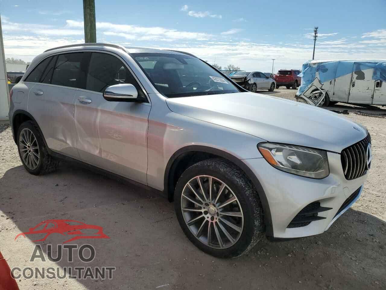 MERCEDES-BENZ GLC-CLASS 2016 - WDC0G4JB3GF012017