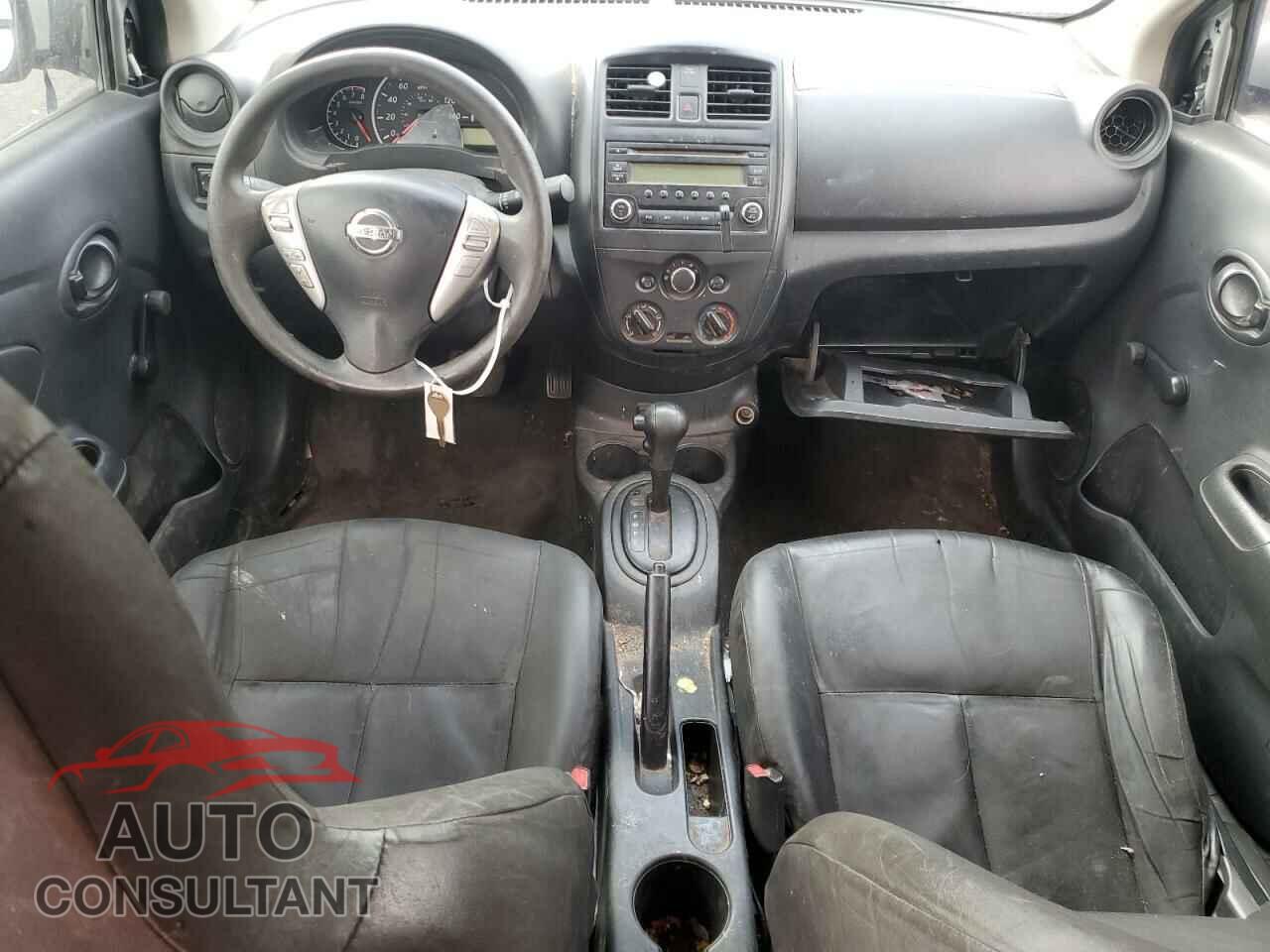 NISSAN VERSA 2017 - 3N1CN7AP4HL867437