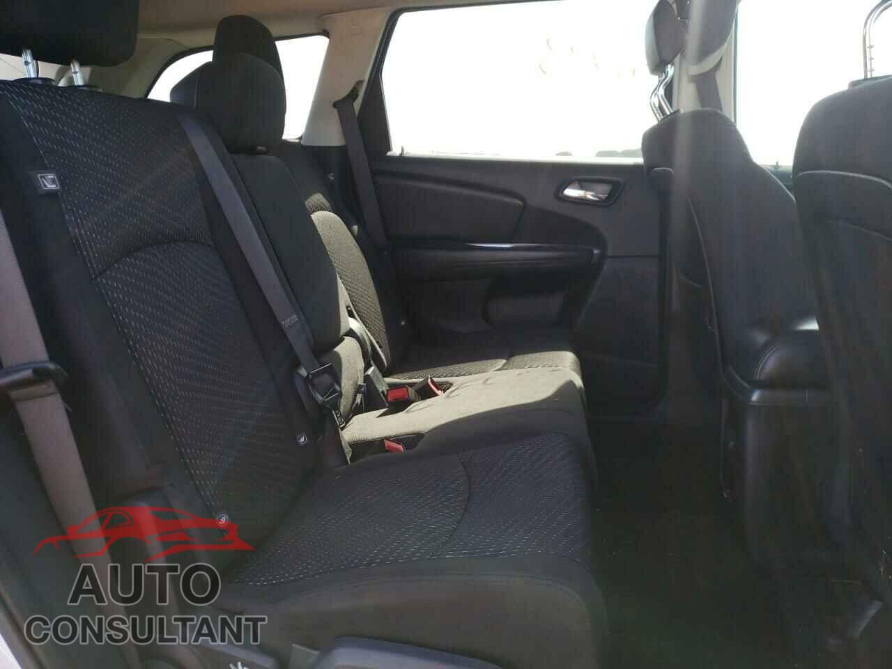 DODGE JOURNEY 2017 - 3C4PDCBG3HT537622