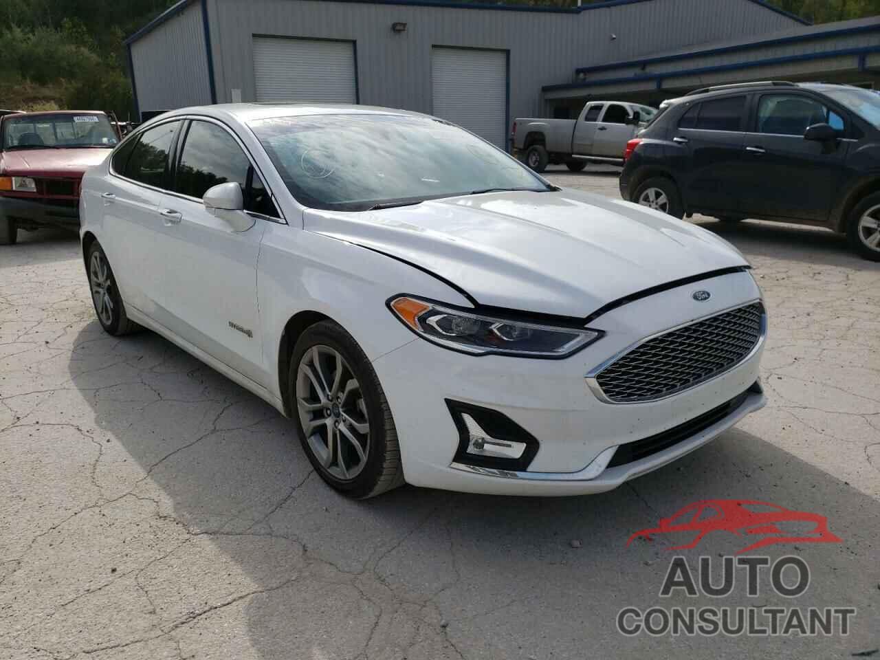 FORD FUSION 2019 - 3FA6P0RUXKR106962