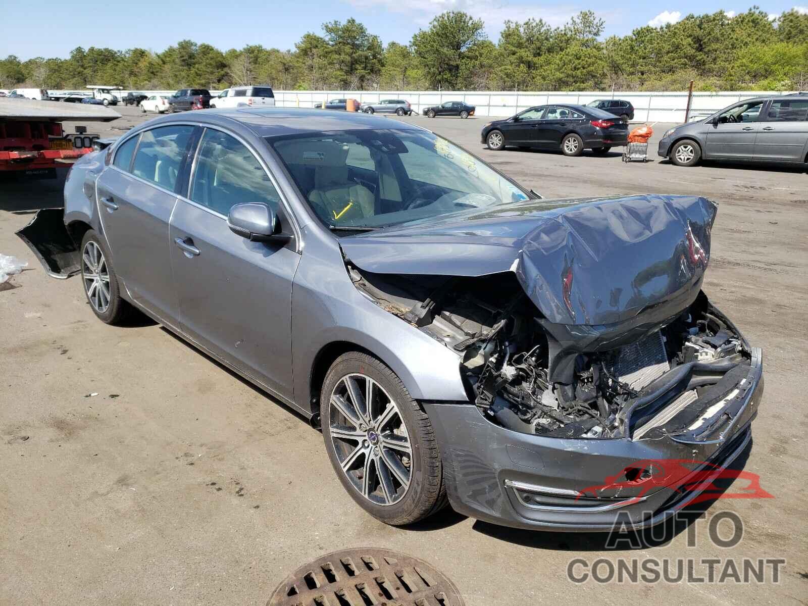 VOLVO S60 2018 - LYV402TM3JB167100