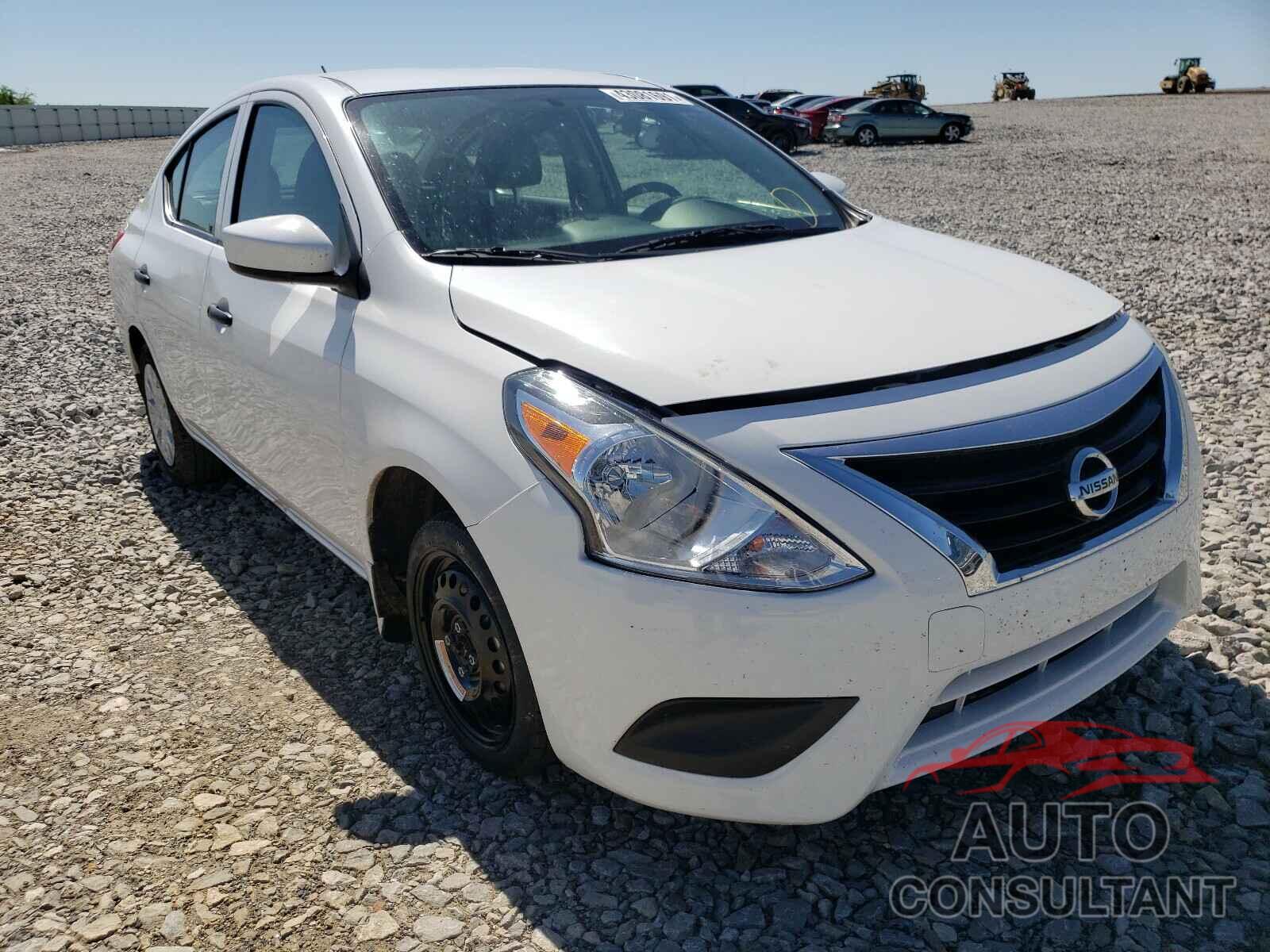 NISSAN VERSA 2019 - 3N1CN7AP0KL813916