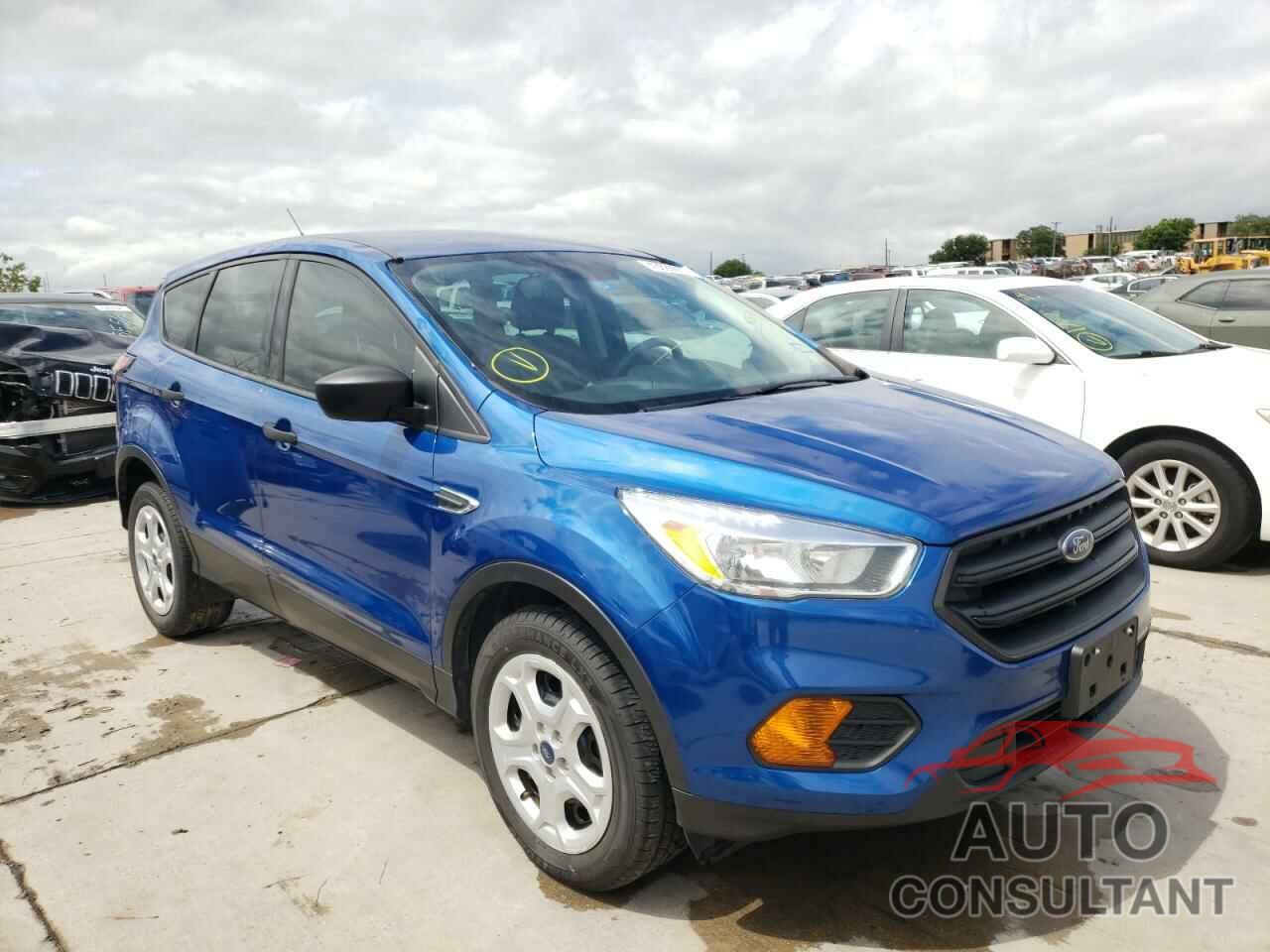 FORD ESCAPE 2017 - 1FMCU0F70HUE15440