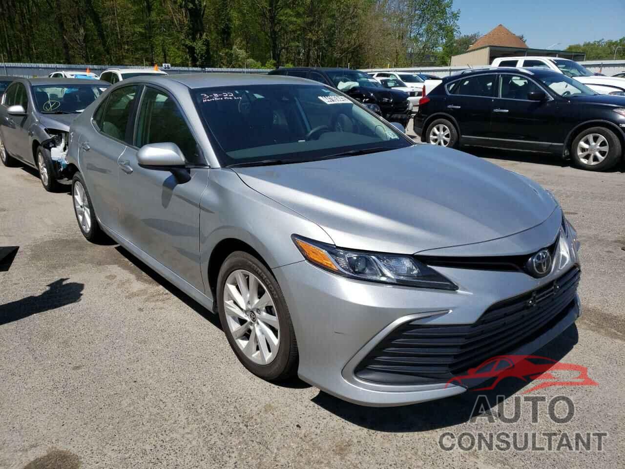 TOYOTA CAMRY 2021 - 4T1C11AKXMU460292