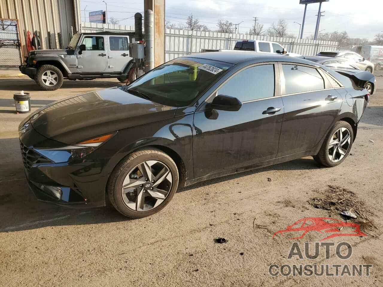 HYUNDAI ELANTRA 2023 - KMHLS4AG3PU592289