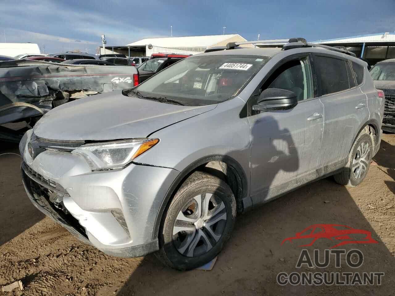 TOYOTA RAV4 2018 - JTMBFREV1JJ255378
