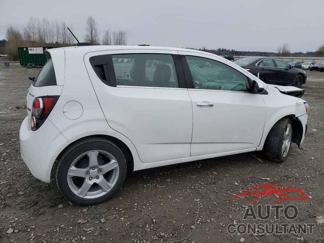 CHEVROLET SONIC 2016 - 1G1JE6SBXG4146523