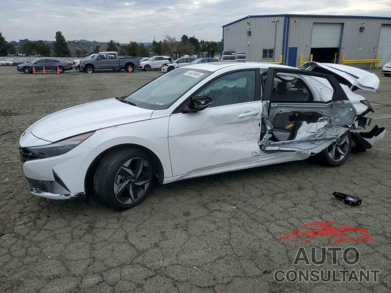 HYUNDAI ELANTRA 2023 - KMHLN4AJ5PU049187