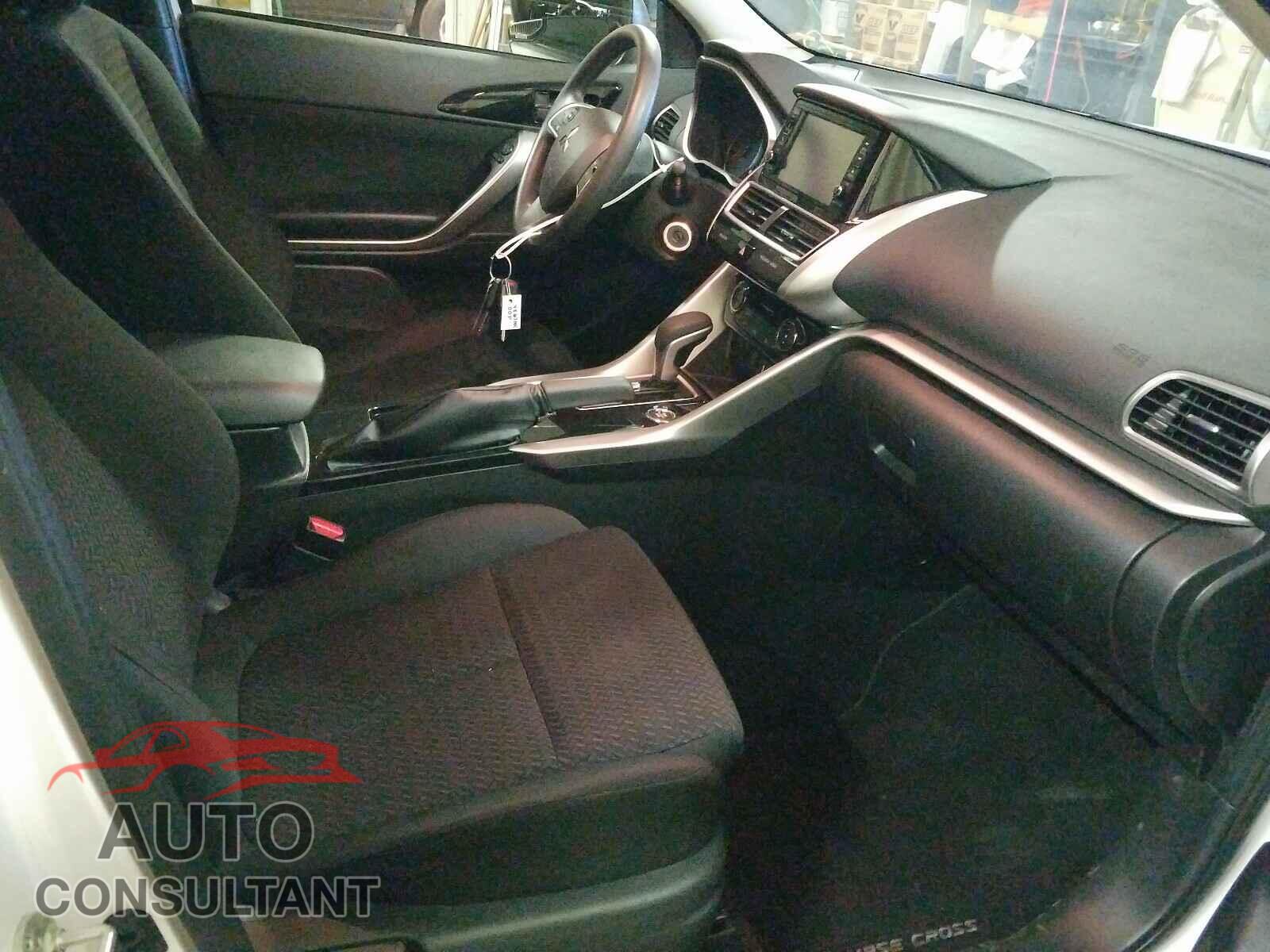 MITSUBISHI ECLIPSE 2020 - JA4AT3AA9LZ039877