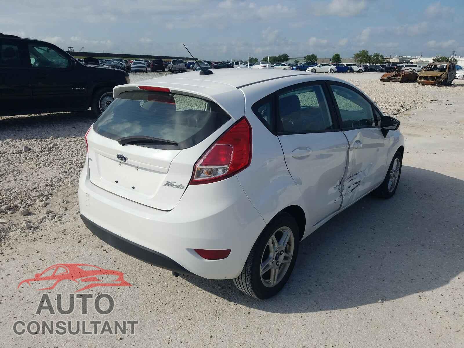 FORD FIESTA 2017 - 3FADP4EJ7HM171204