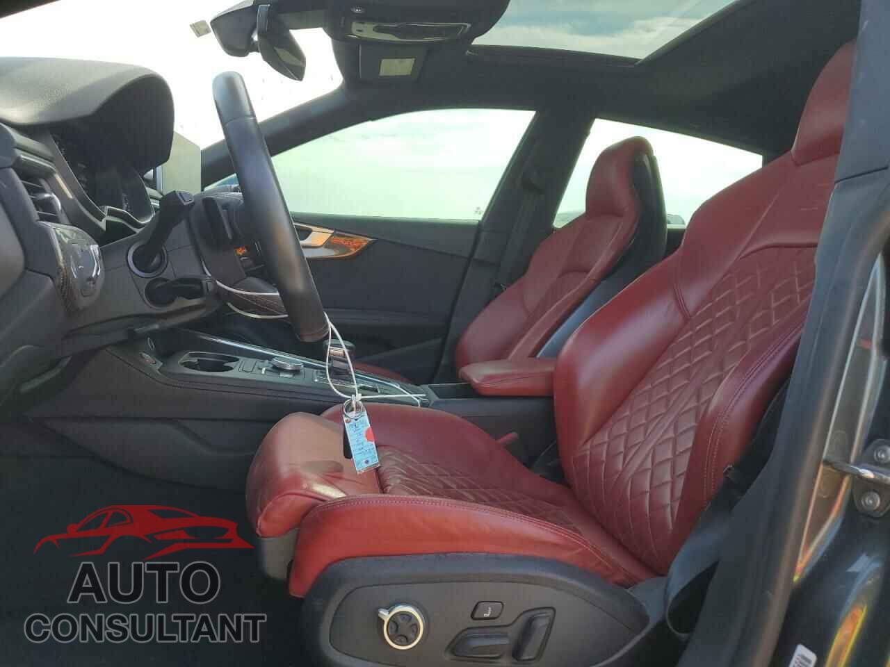 AUDI S5/RS5 2018 - WAUC4CF50JA040593