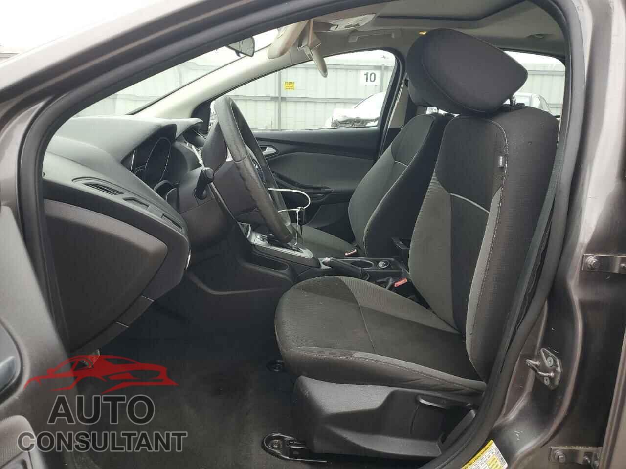 FORD FOCUS 2013 - 1FADP3F22DL325928