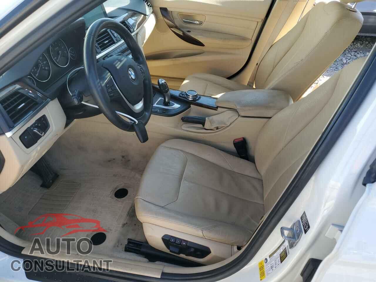 BMW 3 SERIES 2014 - WBA3A5C55EJ463538