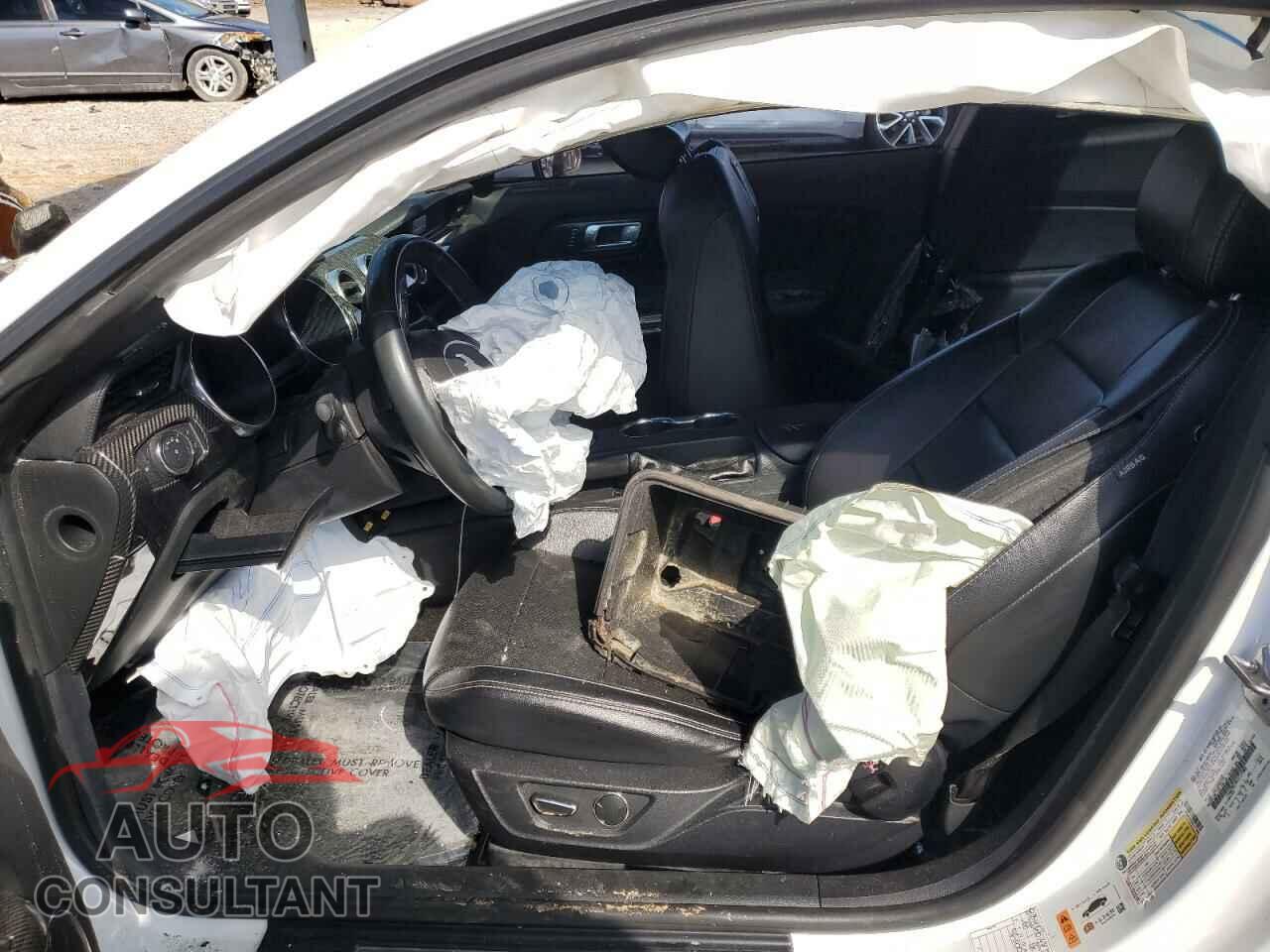 FORD MUSTANG 2018 - 1FA6P8CF9J5117980