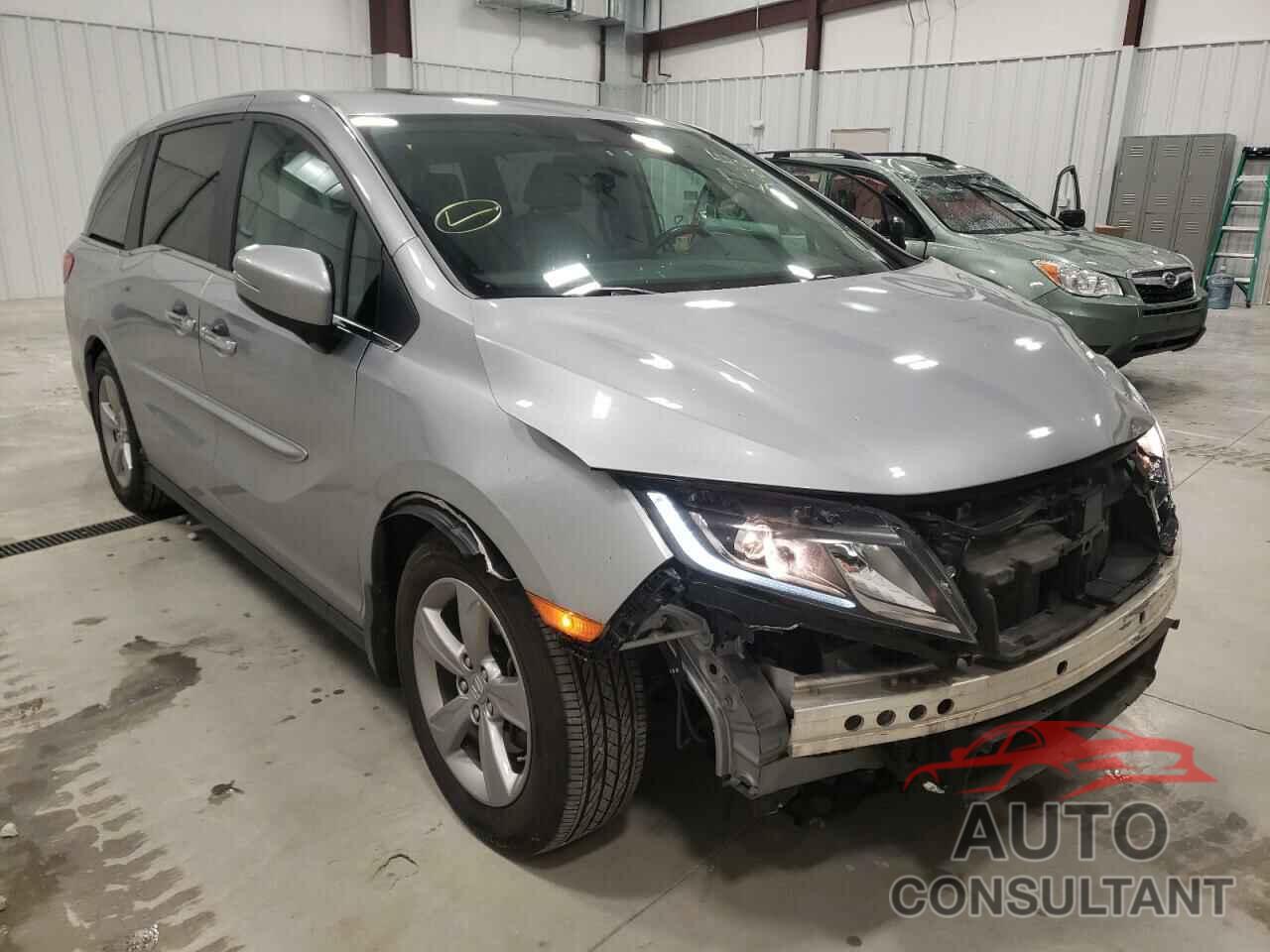 HONDA ODYSSEY 2018 - 5FNRL6H77JB018775