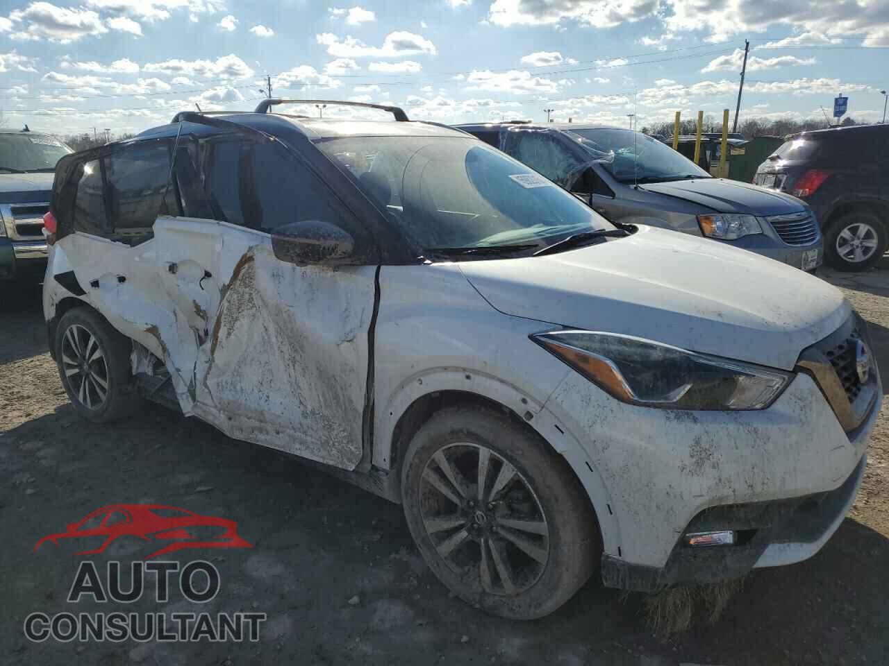 NISSAN KICKS 2019 - 3N1CP5CU3KL515233