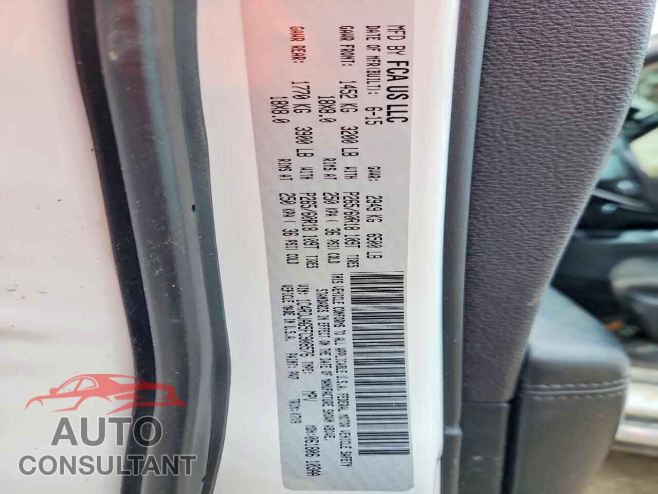 DODGE DURANGO 2015 - 1C4RDJAG5FC908576