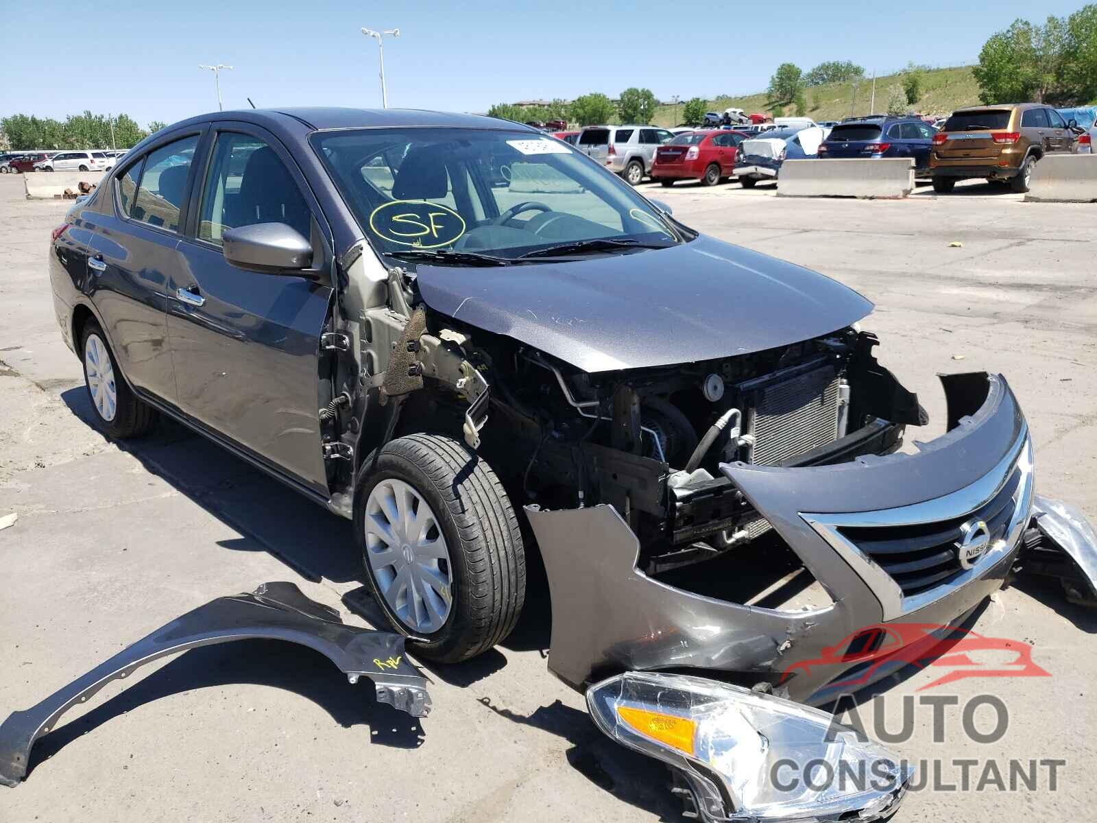 NISSAN VERSA 2017 - 3N1CN7APXHL875879