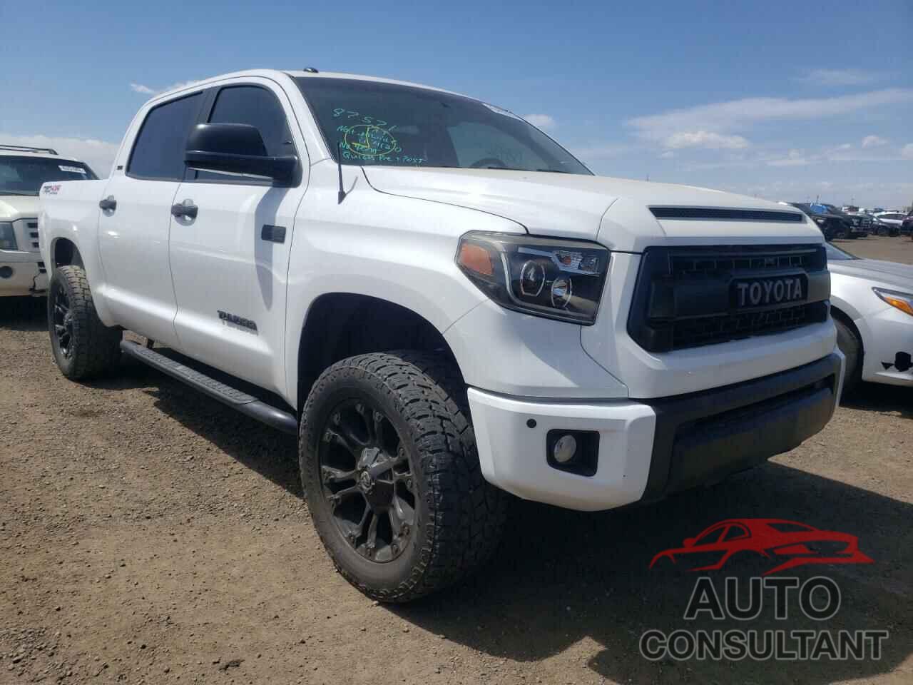 TOYOTA TUNDRA 2017 - 5TFDW5F11HX651878