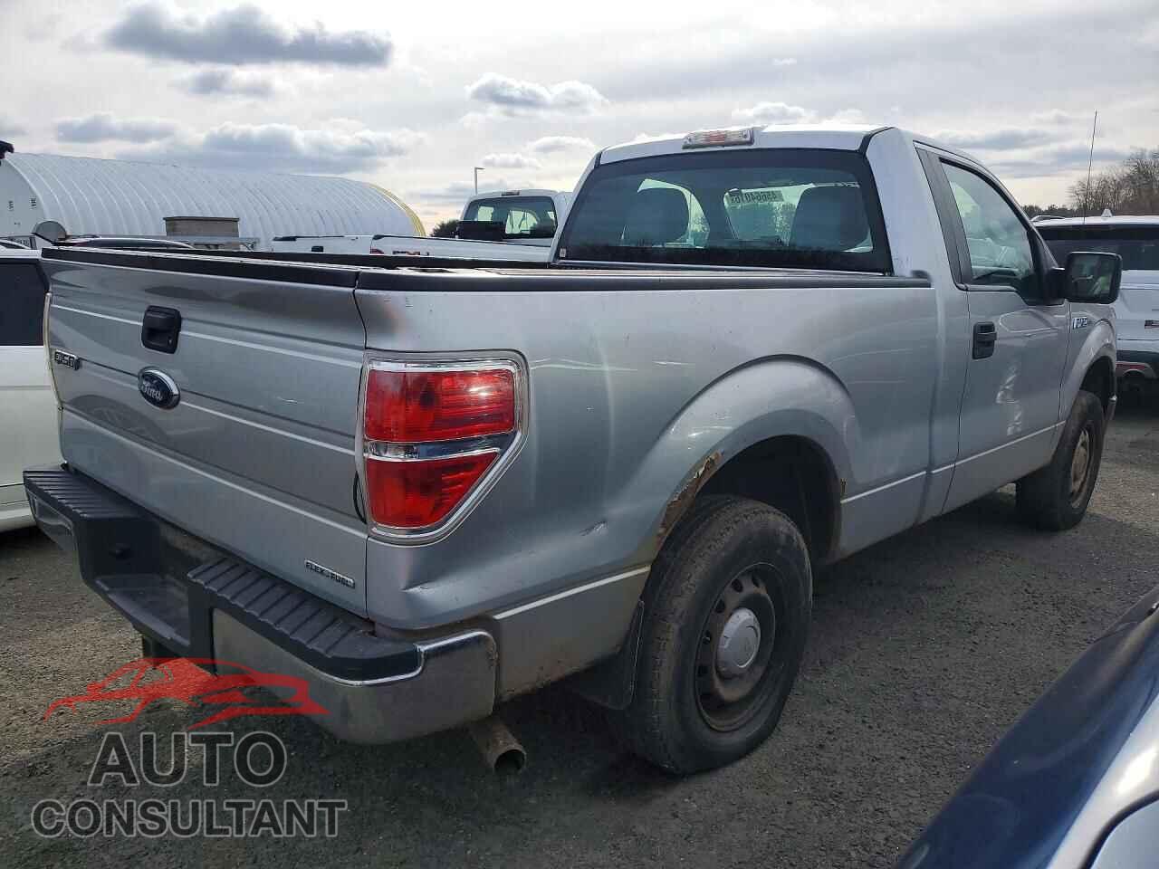 FORD F150 2011 - 1FTMF1CM9BFA29694