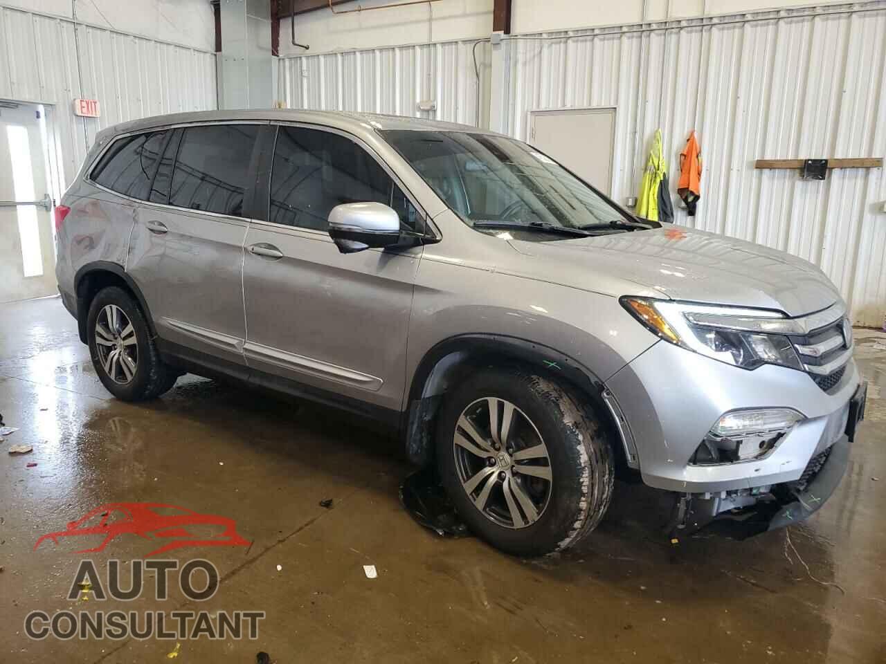 HONDA PILOT 2017 - 5FNYF6H62HB053860