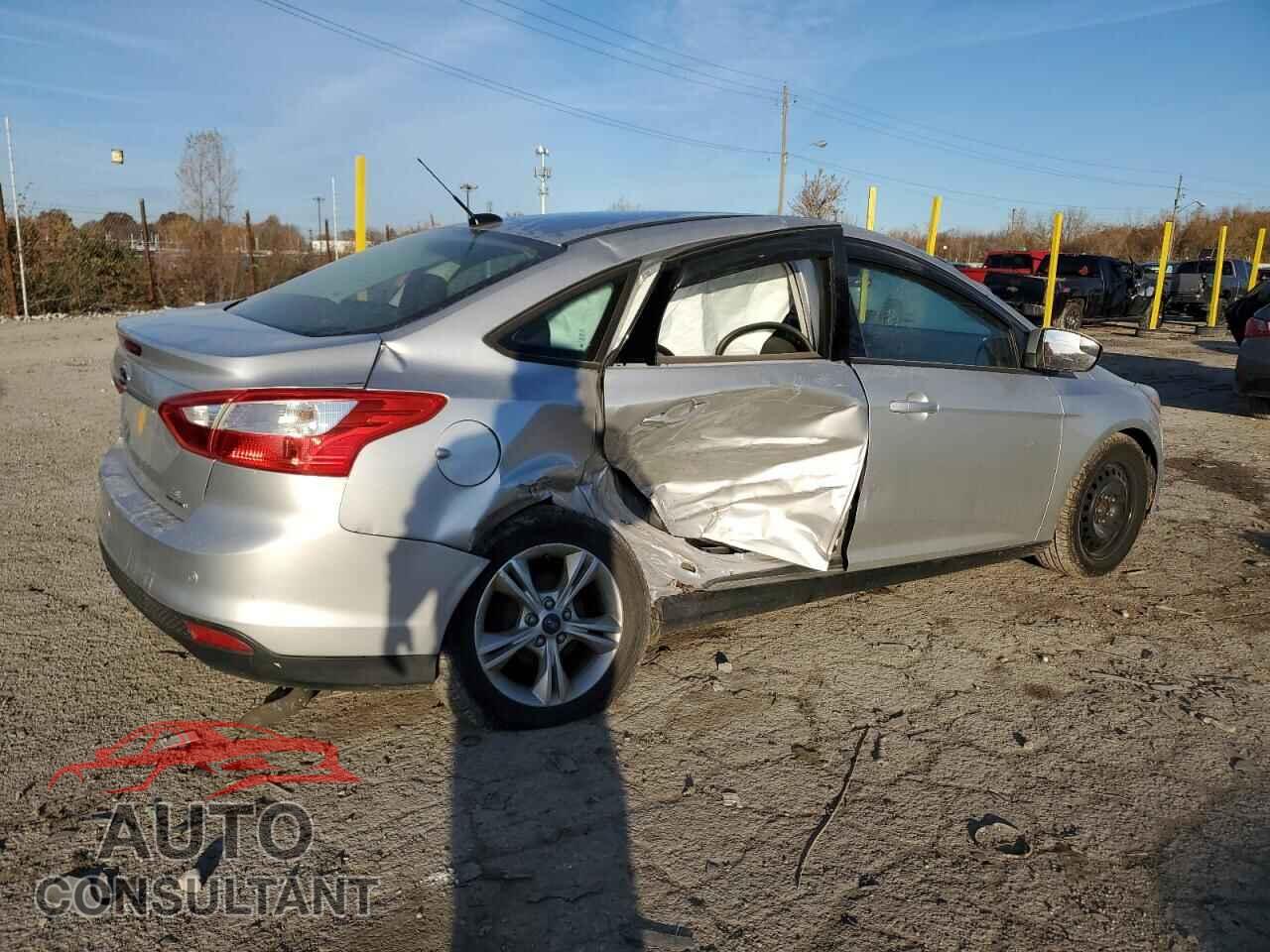 FORD FOCUS 2014 - 1FADP3F29EL285221