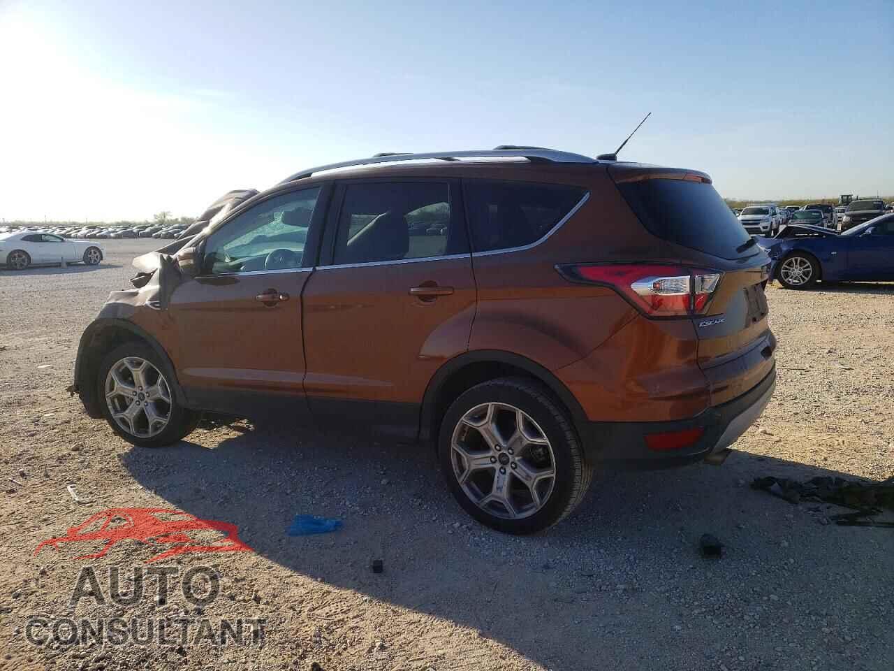 FORD ESCAPE 2017 - 1FMCU0J99HUB01875
