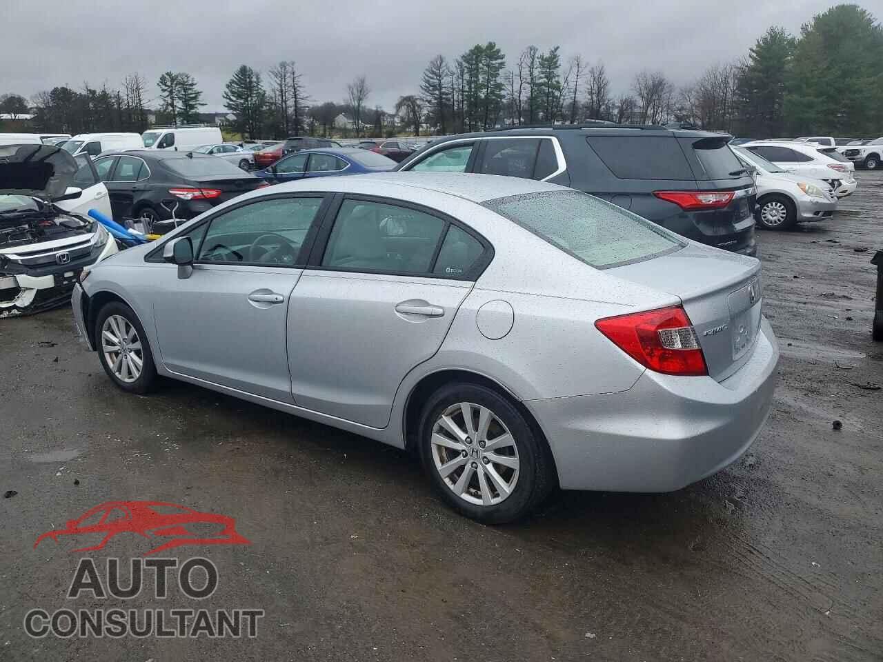 HONDA CIVIC 2012 - 2HGFB2F84CH319884