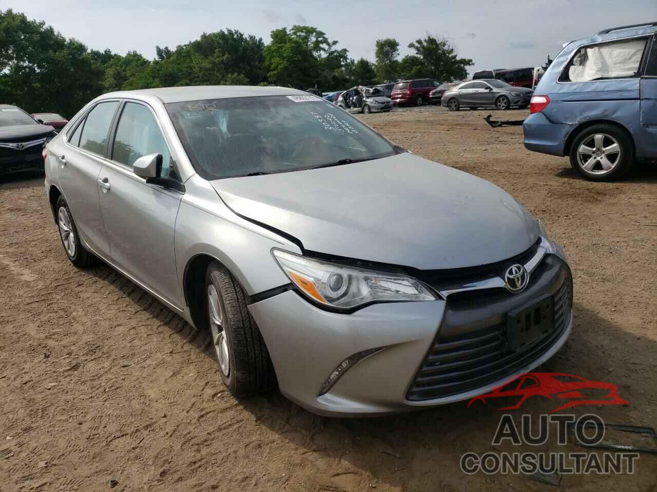 TOYOTA CAMRY 2016 - 4T4BF1FK8GR563680