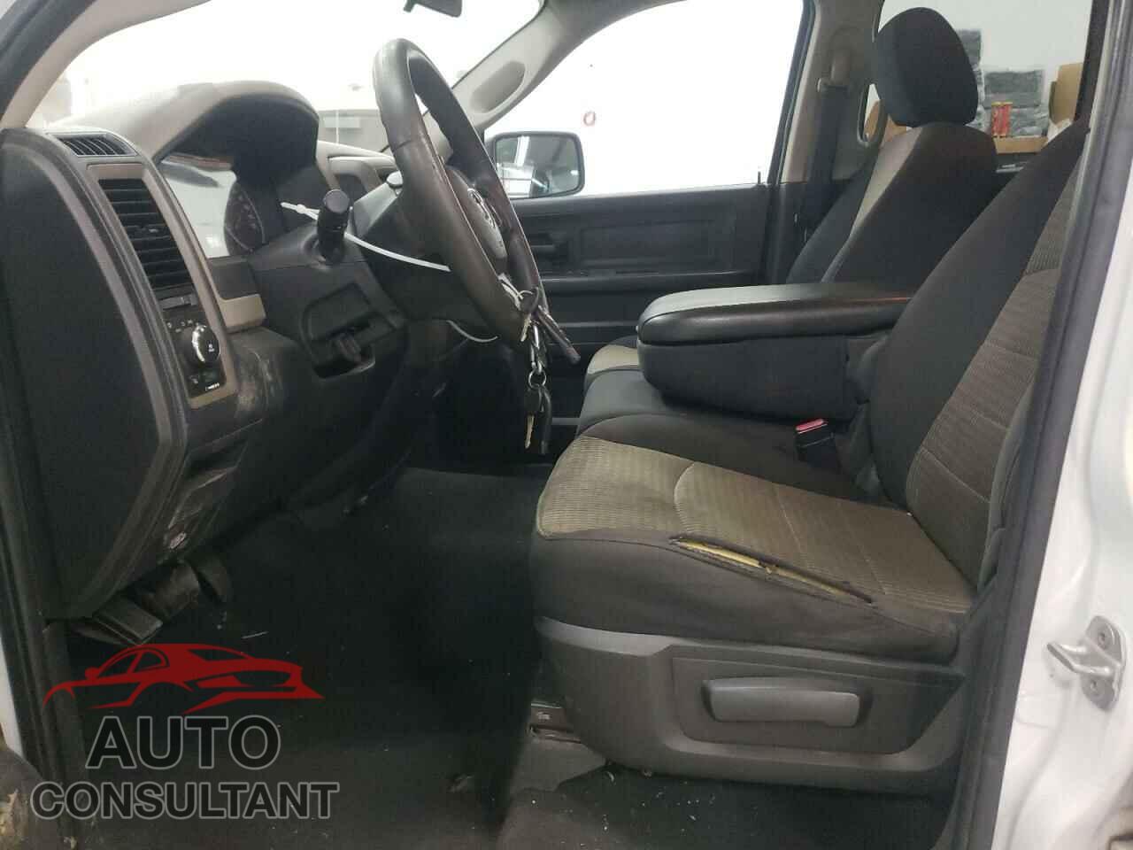 DODGE RAM 1500 2012 - 1C6RD7FT5CS140115