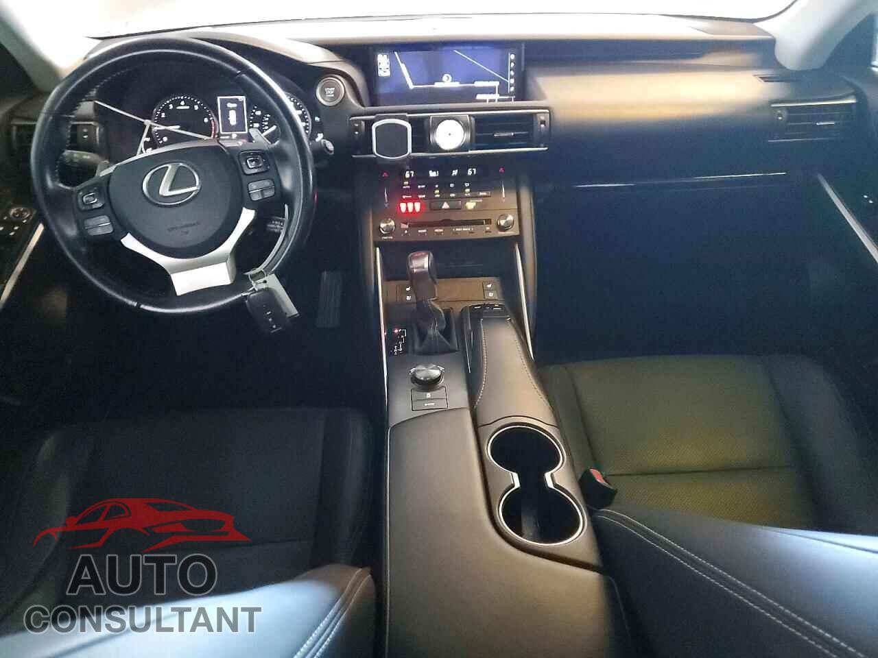 LEXUS IS 2020 - JTHDA1D29L5107103