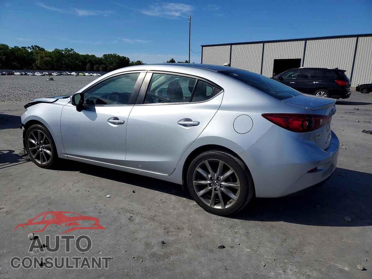 MAZDA 3 2018 - 3MZBN1V35JM231989