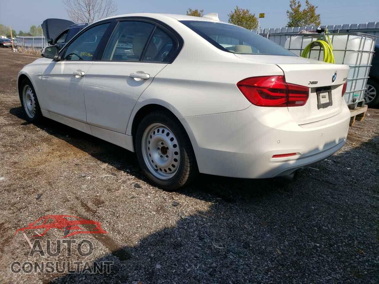 BMW 3 SERIES 2016 - WBA8E5G55GNU21676