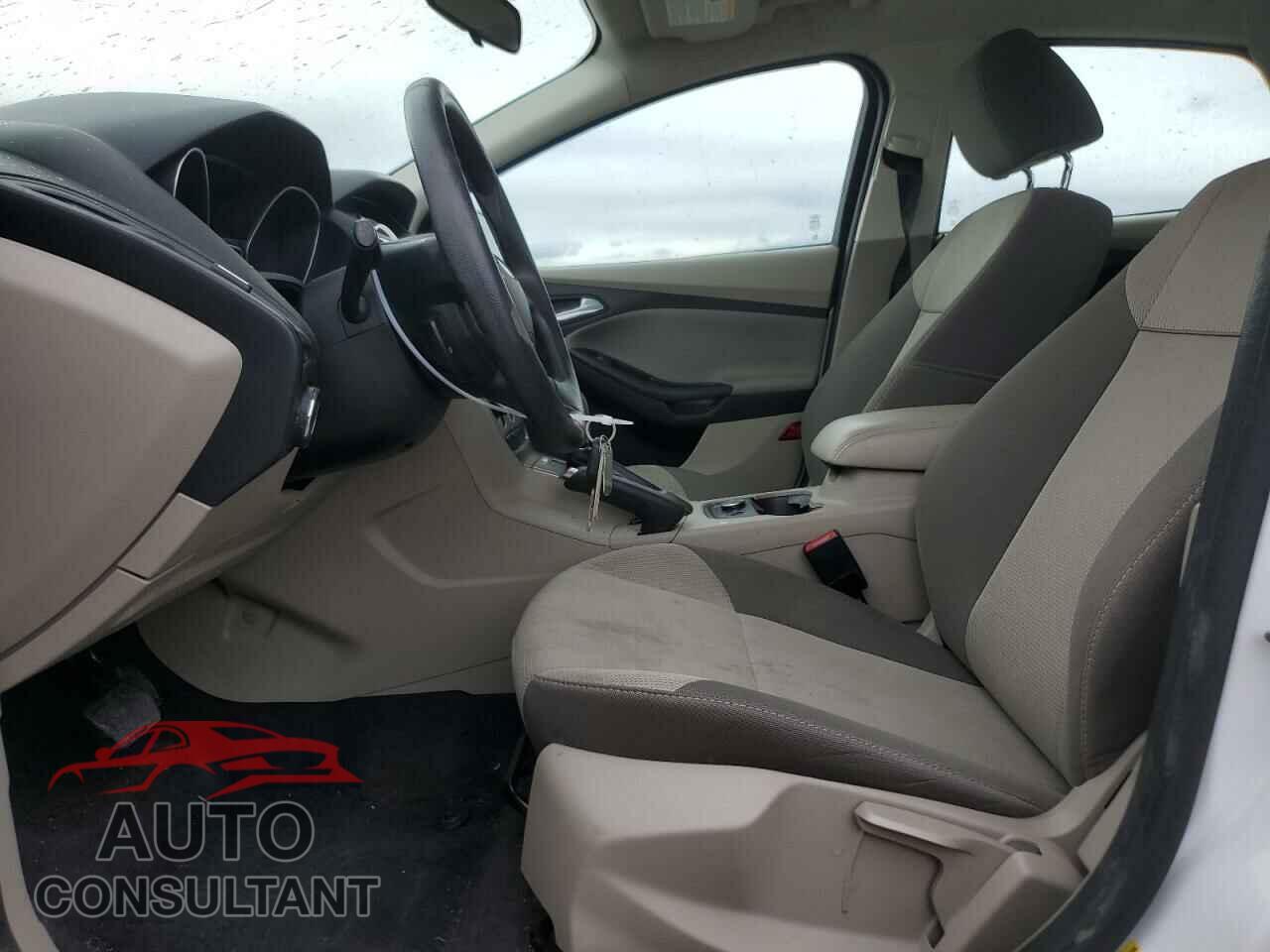 FORD FOCUS 2014 - 1FADP3F2XEL294994