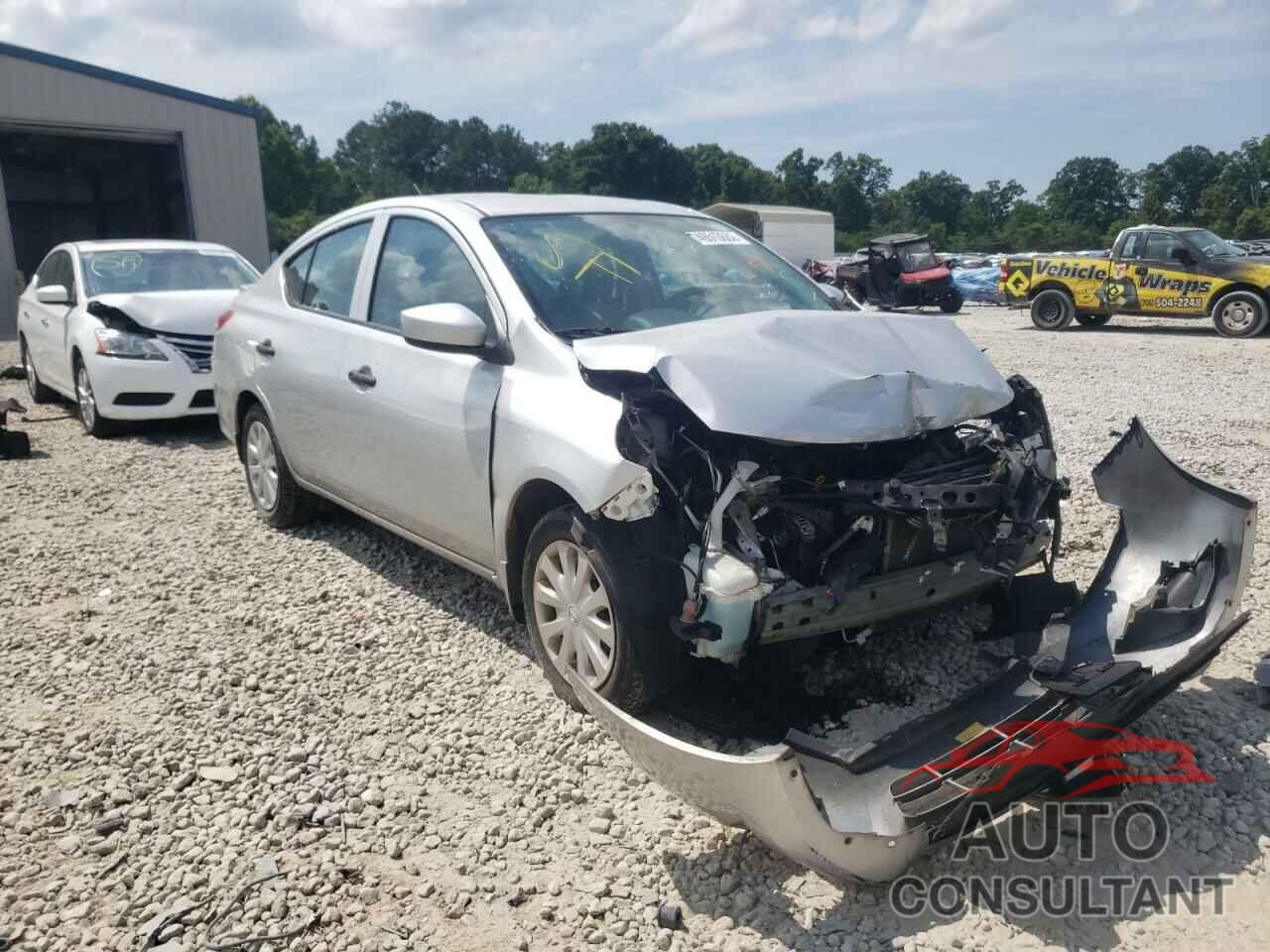 NISSAN VERSA 2018 - 3N1CN7AP1JL856675