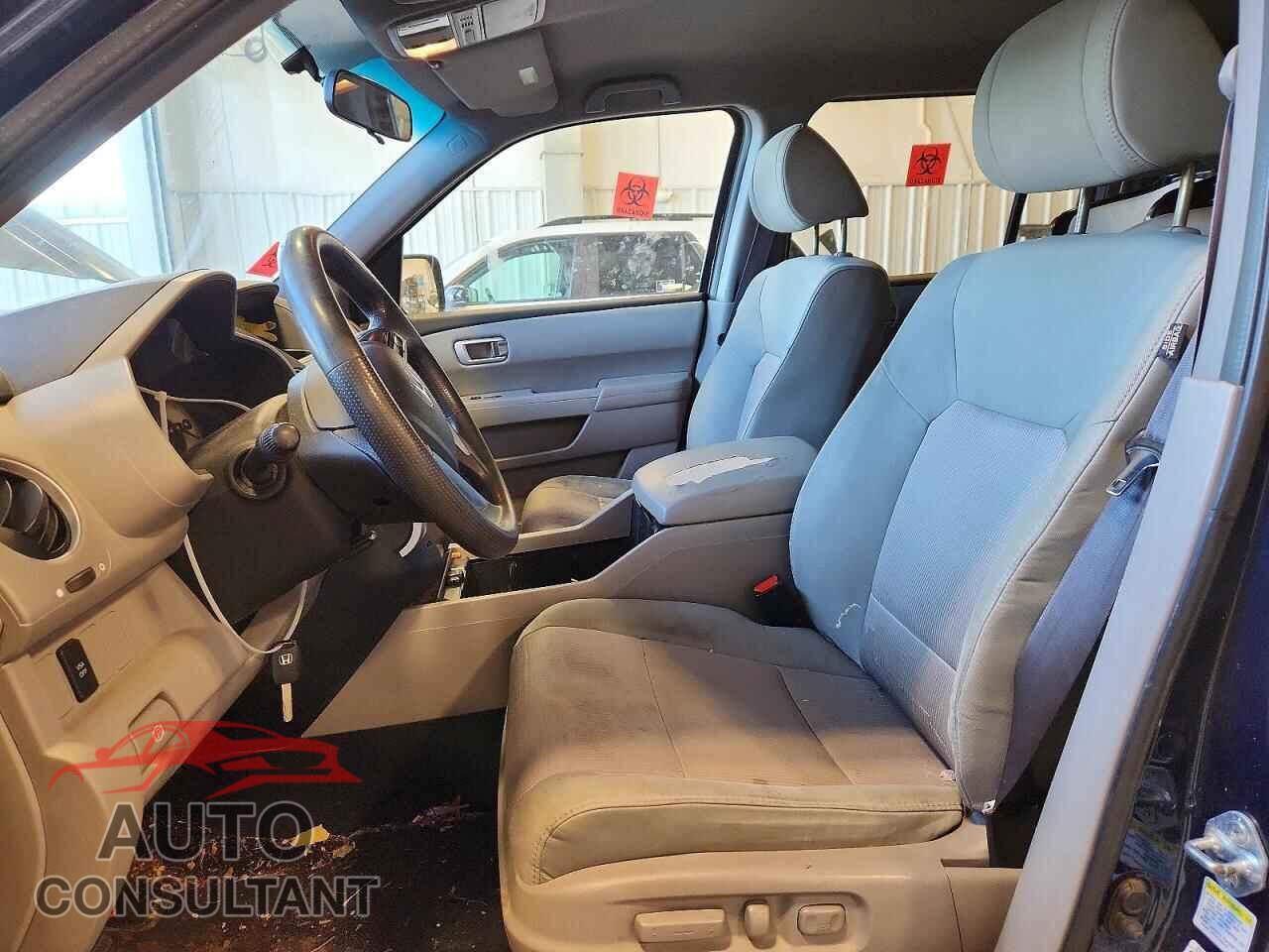 HONDA PILOT 2011 - 5FNYF4H46BB008429