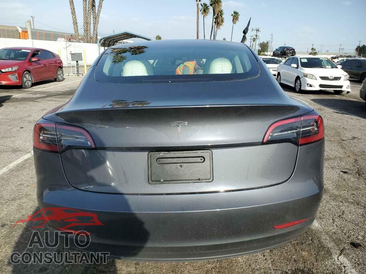 TESLA MODEL 3 2023 - 5YJ3E1EA8PF645805