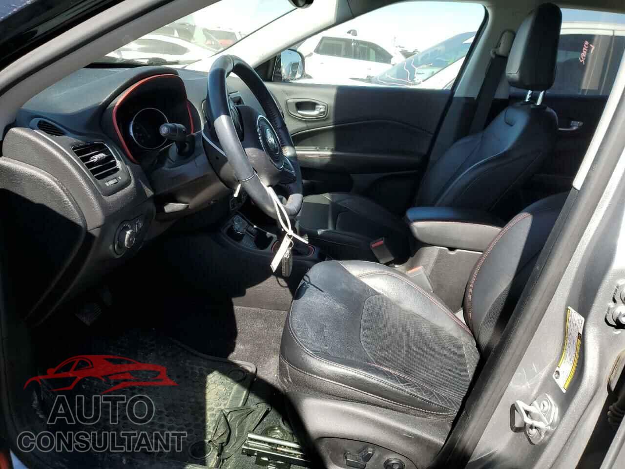 JEEP COMPASS 2018 - 3C4NJDDBXJT129387