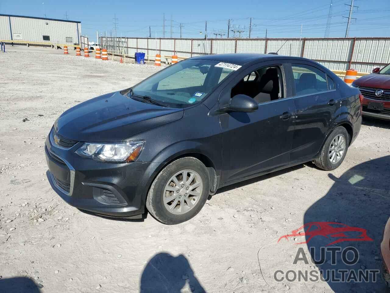 CHEVROLET SONIC 2018 - 1G1JD5SGXJ4103526