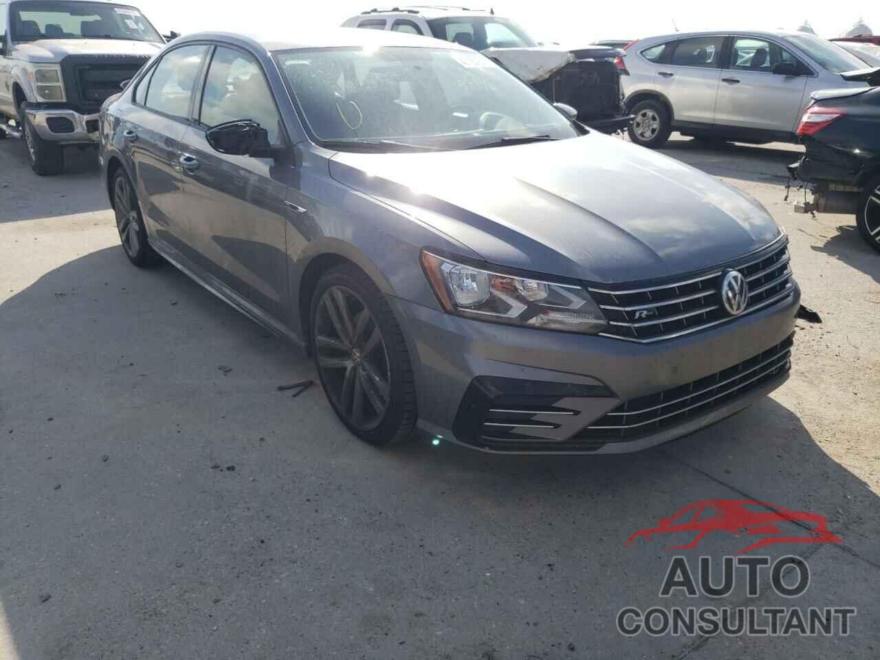VOLKSWAGEN PASSAT 2018 - 1VWAA7A36JC034279